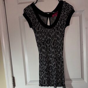 Almost Famous Black and Gray Leopard Print Top - Vintage Y2K